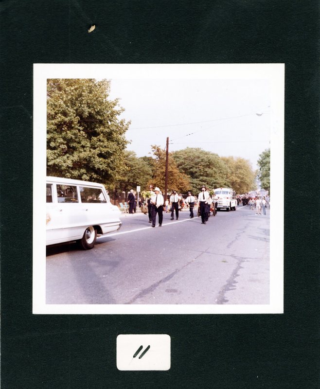 Tercentenary Parade Photograph 11.jpg