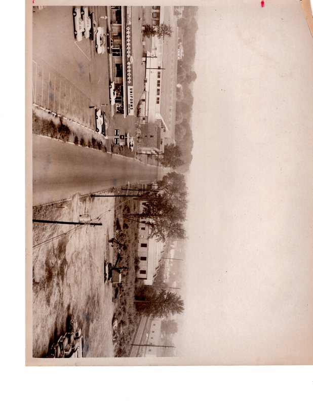 Woodbine Avenue looking North from New Bridge Road.jpg