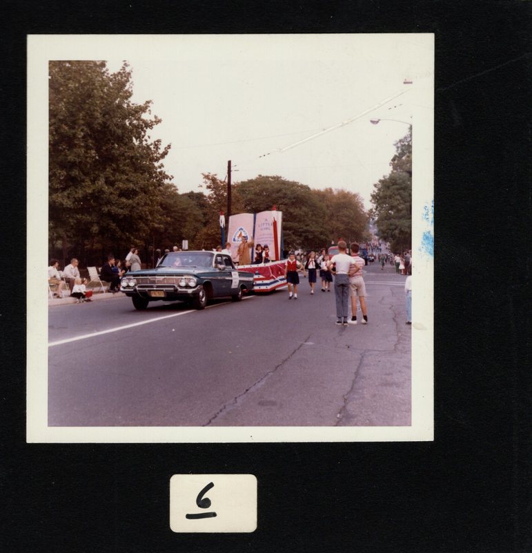 Tercentenary Parade Photograph 06.jpg