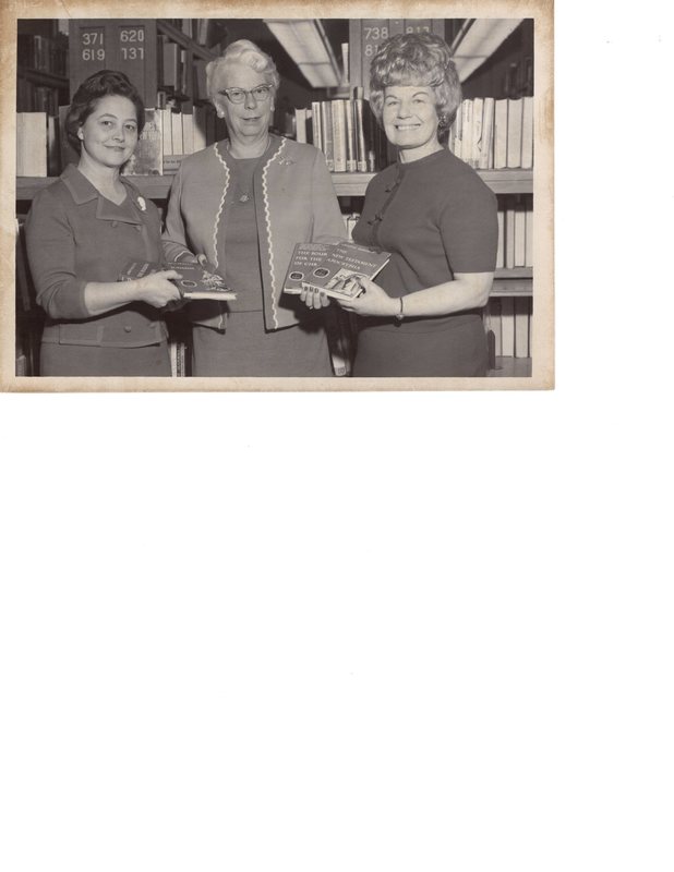 1 out of 5 black and white photographs 5 x 7 Bea James 1950s 1960s.jpg