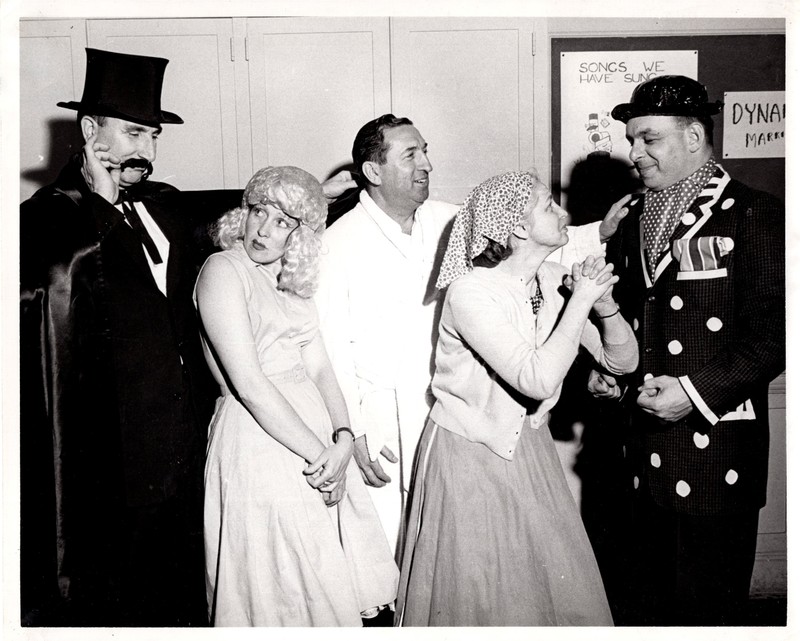 1 black and white photograph 8 x 10 unnamed special event April 10 1962 17.jpg